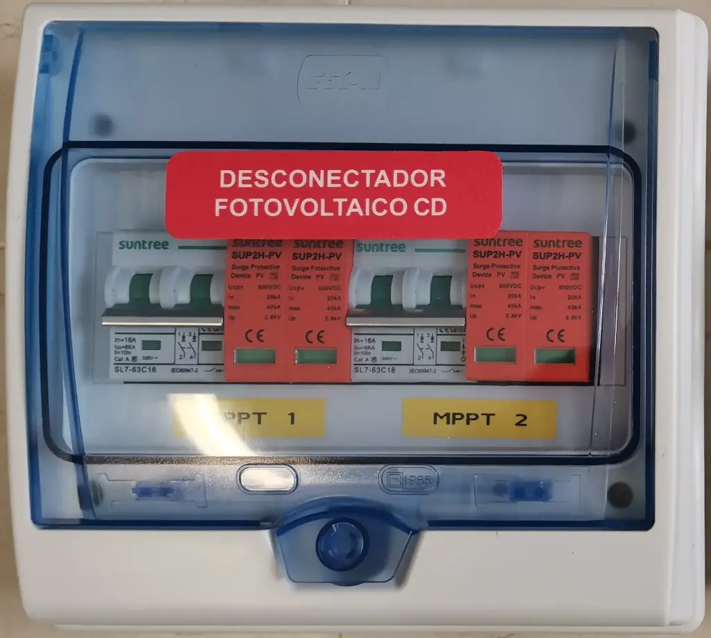 [CIS2S20A] Caja Interruptor y Supresor 600v de Corriente Directa 2 Strings (20A)